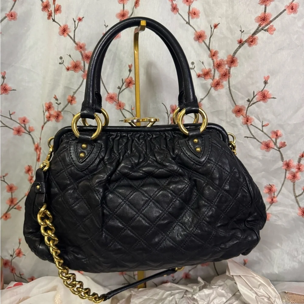 Mark Jacob’ Black Quilted Handbag with Gold hardware and Accents - Picture 8 of 10